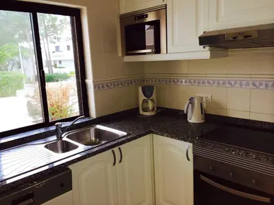 Gallery image of Spacious apartment in Olhos de Água 130 m² with pool in Olhos de Água