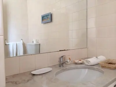 Gallery image of Spacious apartment in Olhos de Água 130 m² with pool in Olhos de Água