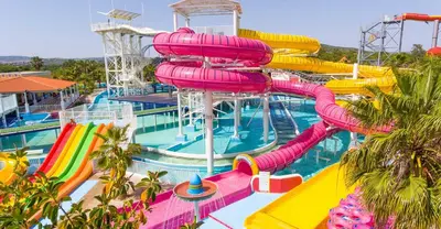 a pool with a water slide on a cruise ship at Alsol C 5365-1 in Quarteira