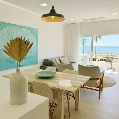 Seafront Apartment in Quarteira