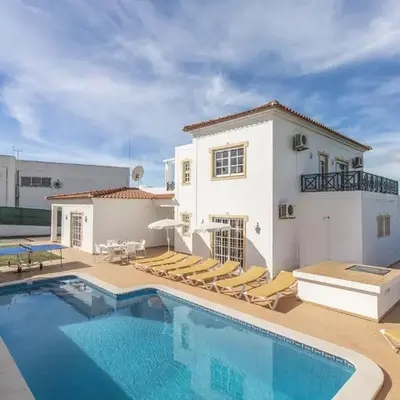 Villa Pacheco