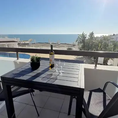 Beach lovers apartment 26