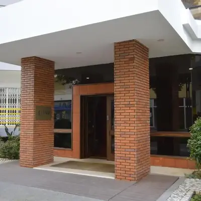 Apartamento próximo da Marina Vilamoura c/piscina e estacionamento