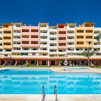 LovelyStay - Bela Vista 3BDR Duplex Penthouse with Pool