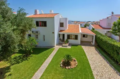an aerial view of a house with a yard at Villa Altis by Villa Plus in Albufeira