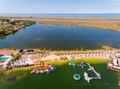 an aerial view of a party at the beach at Quinta do Lago - Beach,Ténis, Bikes in Quinta do Lago