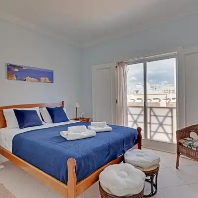 Vilamoura Main Avenue by Homing