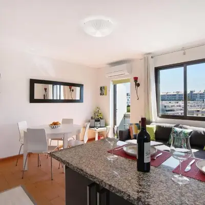 Ouramar Apartment