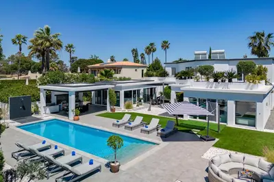 an aerial view of a house with a swimming pool at Villa Allegra - Quinta do Lago in Almancil