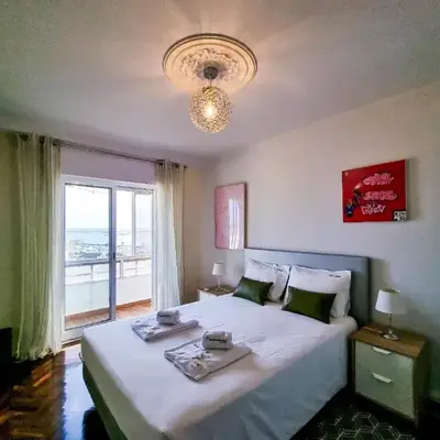 FLH Faro Family Flat with Balcony