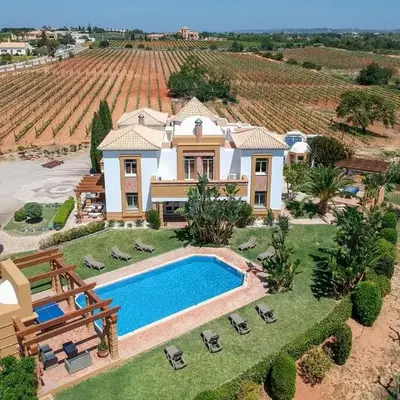 Quinta Dionysus