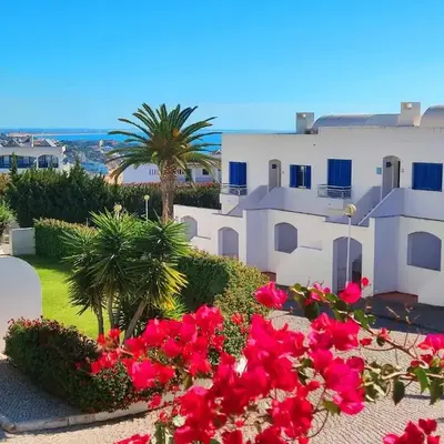 Luxury Albufeira Townhouse with Terraces