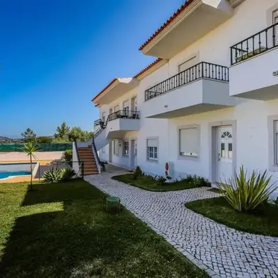 Beautiful 2-Bed Apartment in Olhos de Agua