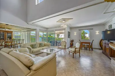Gallery image of Villa Quinta da Vinha by Villa Plus in Albufeira