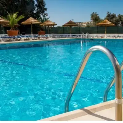Albufeira SPOT com piscinas exteriores e interior!